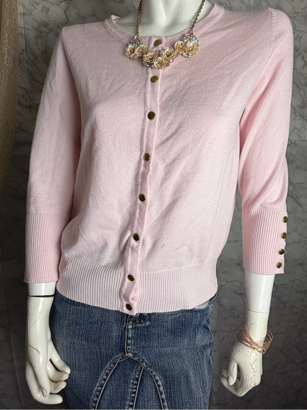 Soft Pink Gold Snap Button Cardigan Sweater M Romantic Preppy Versatile Classic - Picture 5 of 14